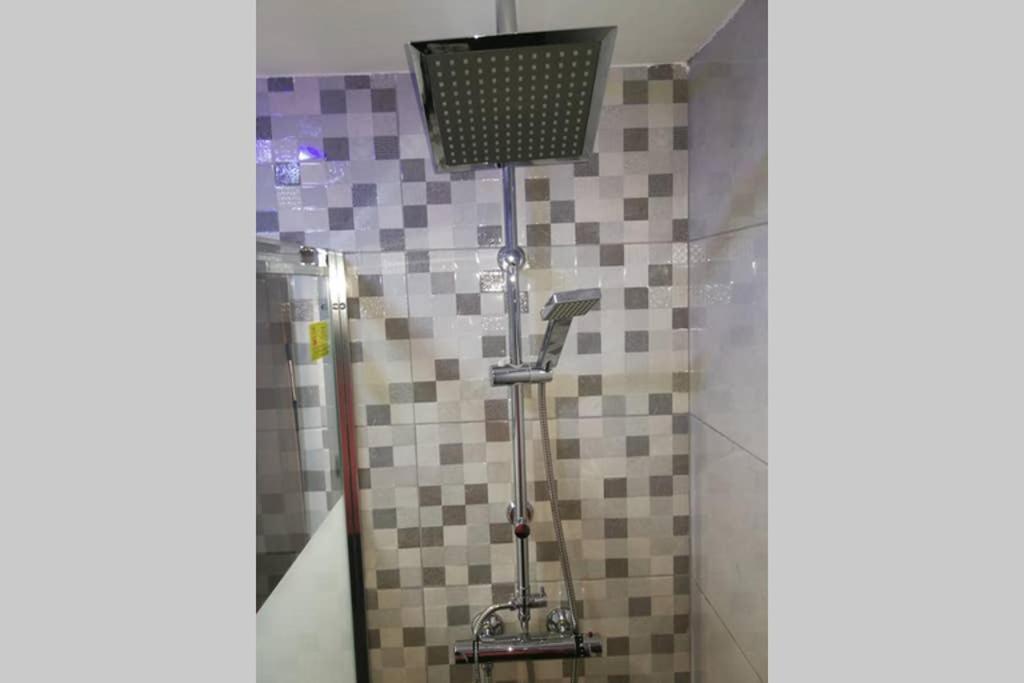 Apartamento Centrico , Wifi + Desayuno Logroño Buitenkant foto